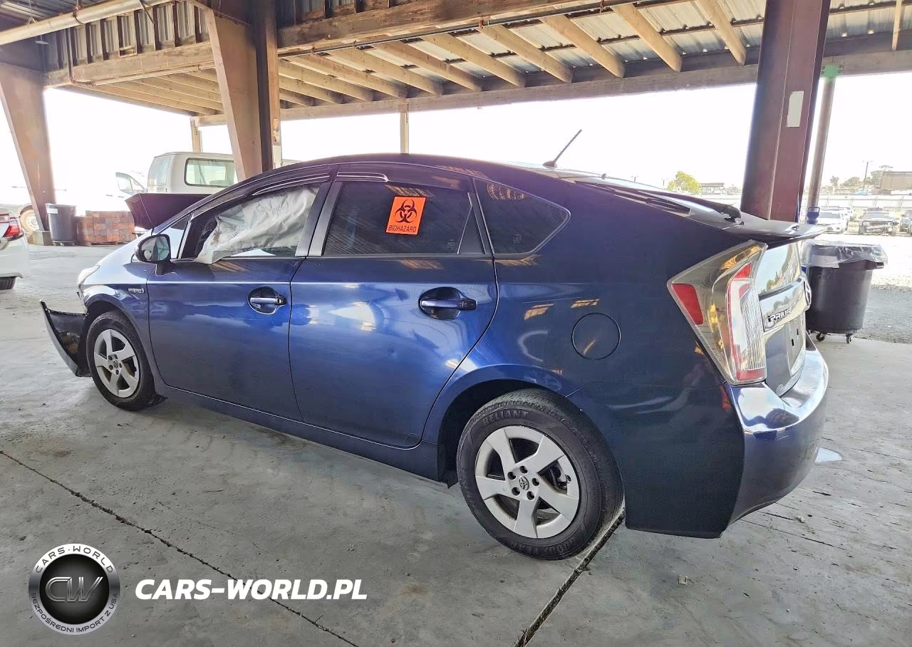 2015 Toyota Prius Two VIN:JTDKN3DU8F1905288 - 2