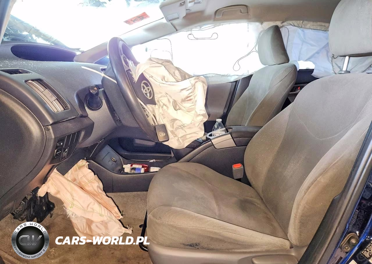 2015 Toyota Prius Two VIN:JTDKN3DU8F1905288 - 7
