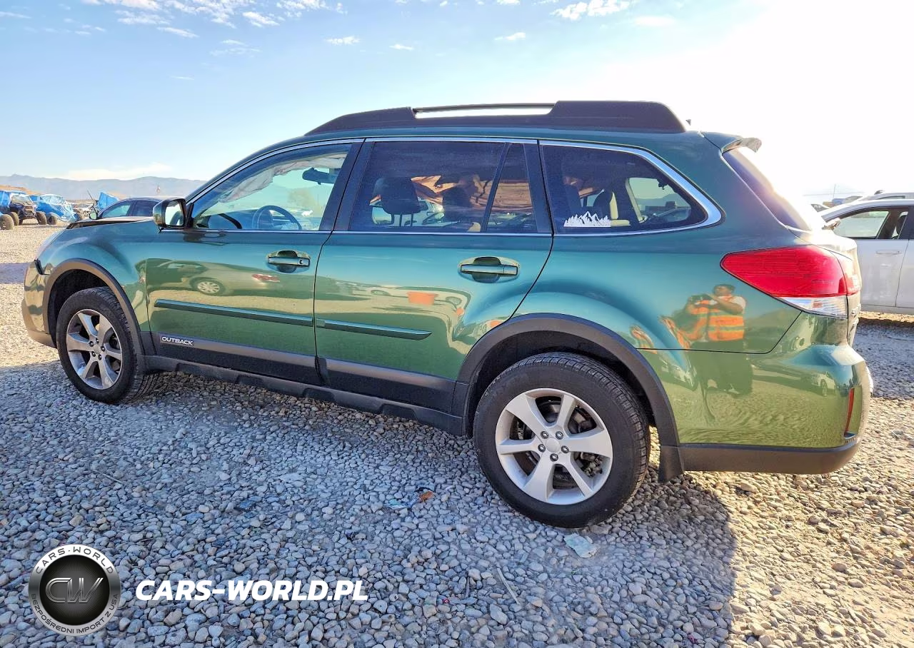 2014 Subaru Outback 2.5I Premium VIN:4S4BRBCC8E3236235 - 2
