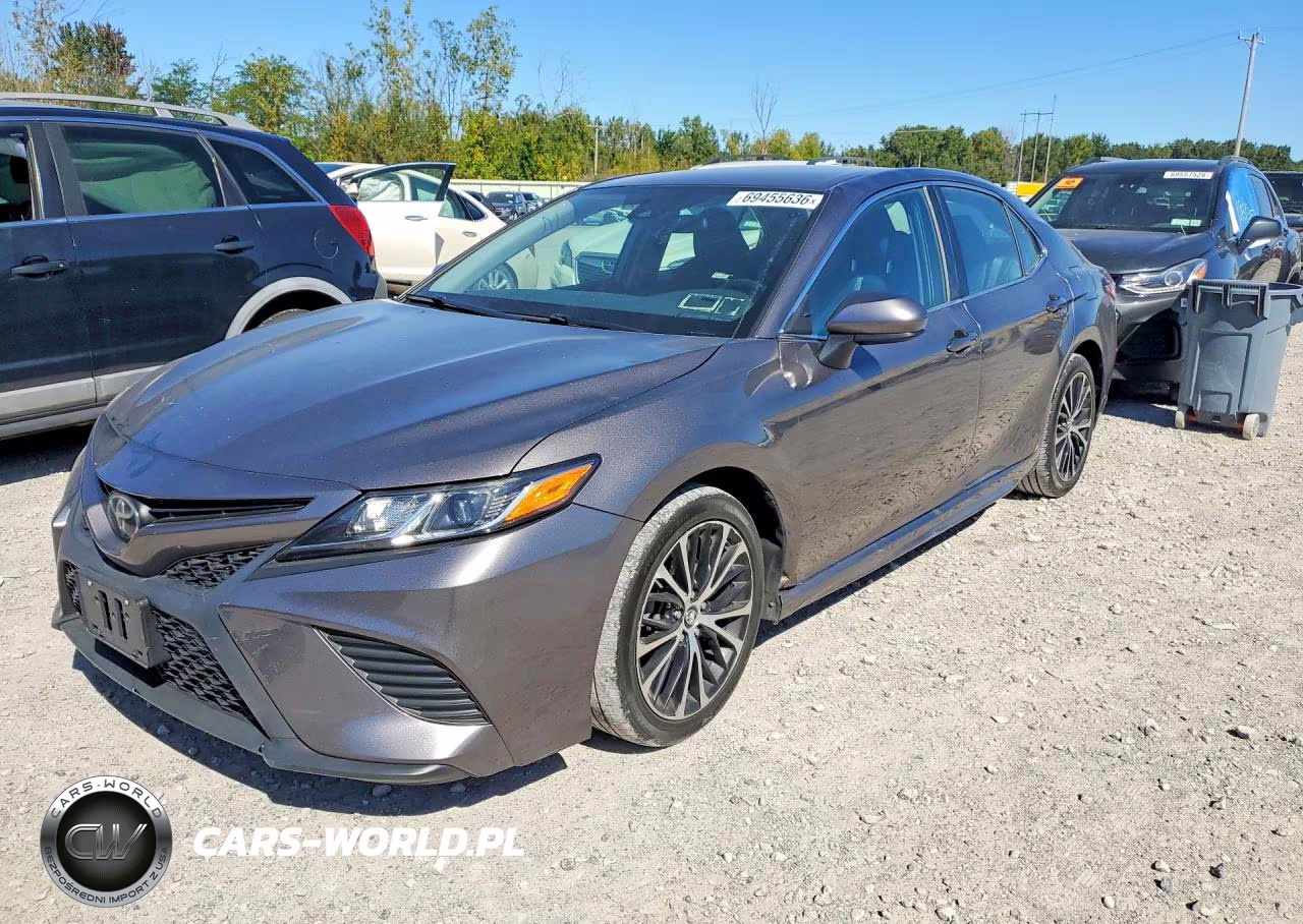 2019 Toyota Camry Se – zdjęcie 1 z 12