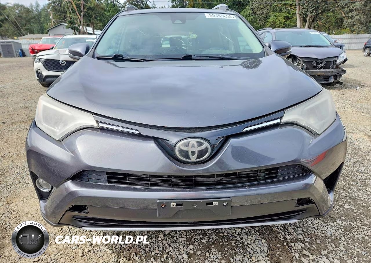 2018 Toyota Rav4 Xle VIN:2T3RFREVXJW847121 - 5