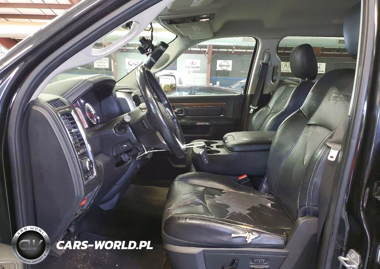 2015 Ram 1500 Laramie VIN:1C6RR7NT2FS767815 - 7