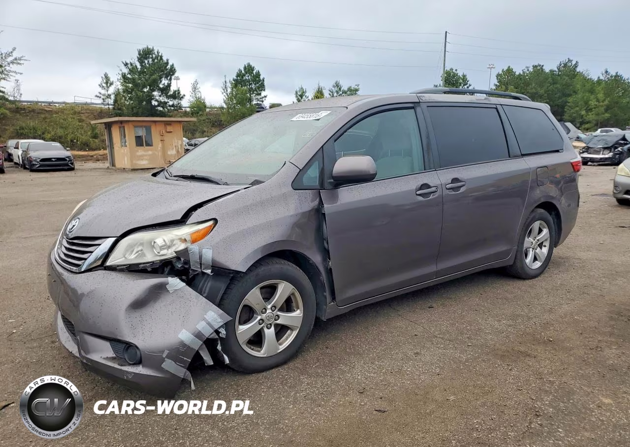 2015 Toyota Sienna Le VIN:5TDKK3DC0FS611032 - 1