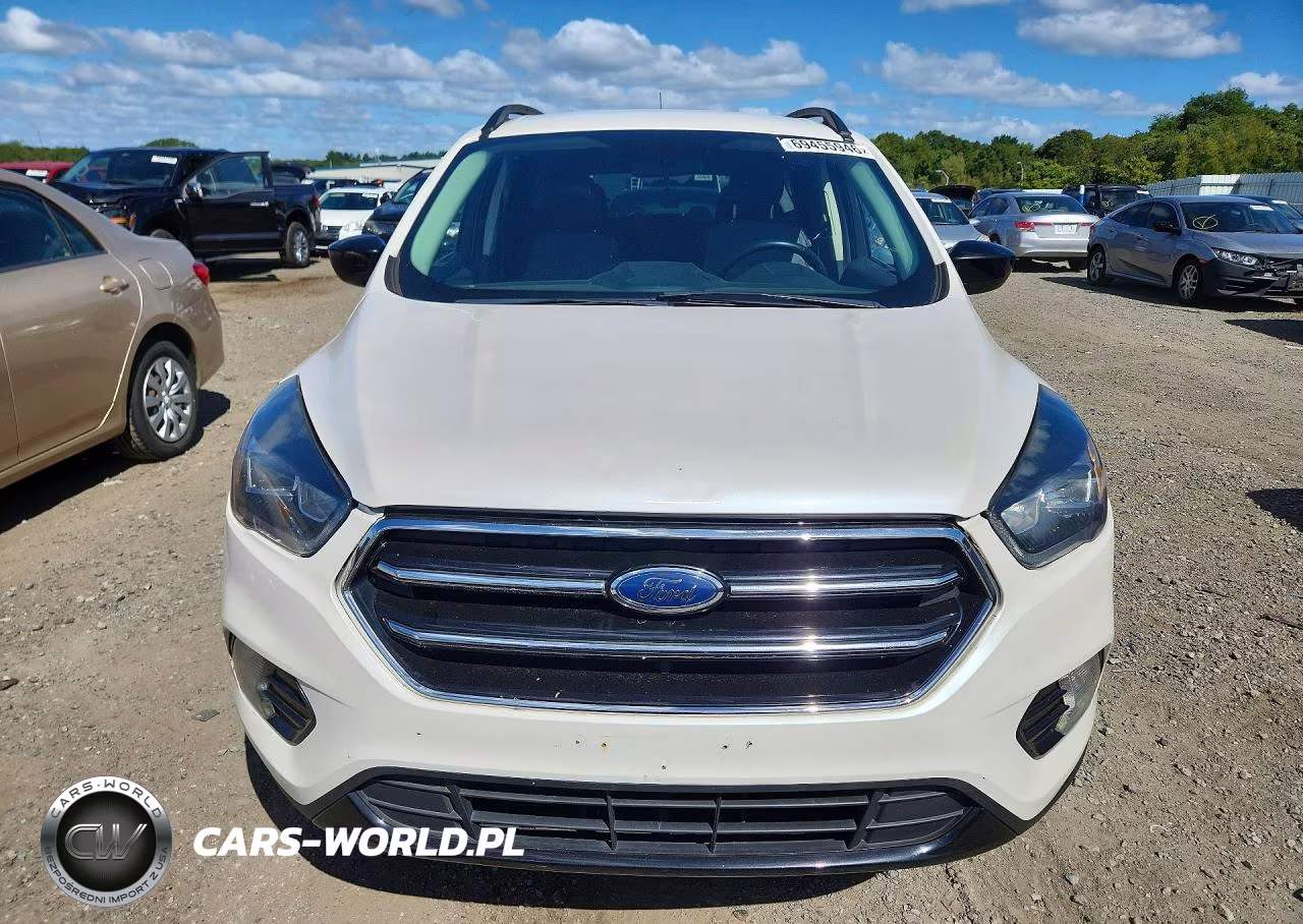 2019 Ford Escape Se VIN:1FMCU9GD8KUB41159 - 5