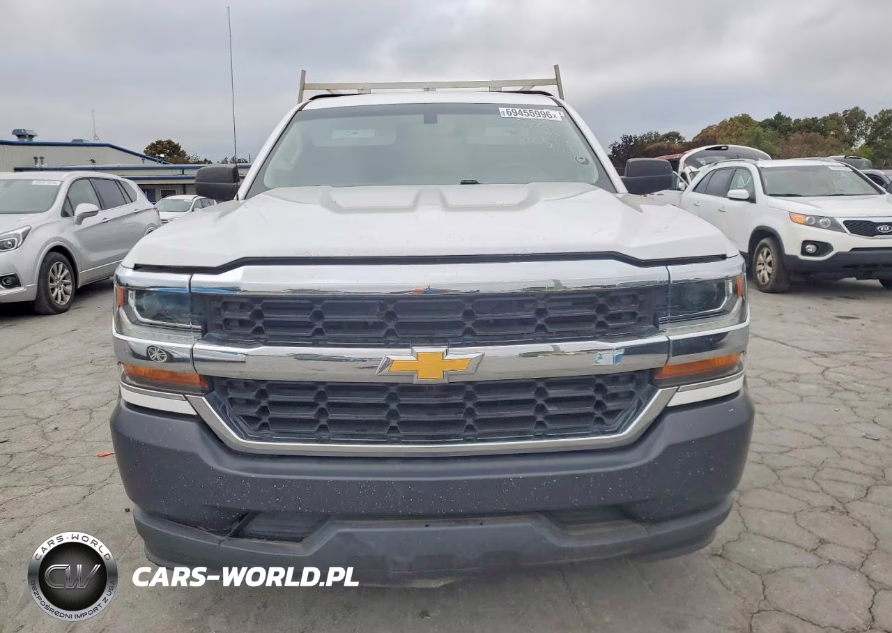 2018 Chevrolet Silverado C1500 VIN:1GCNCNEC0JZ236559 - 5