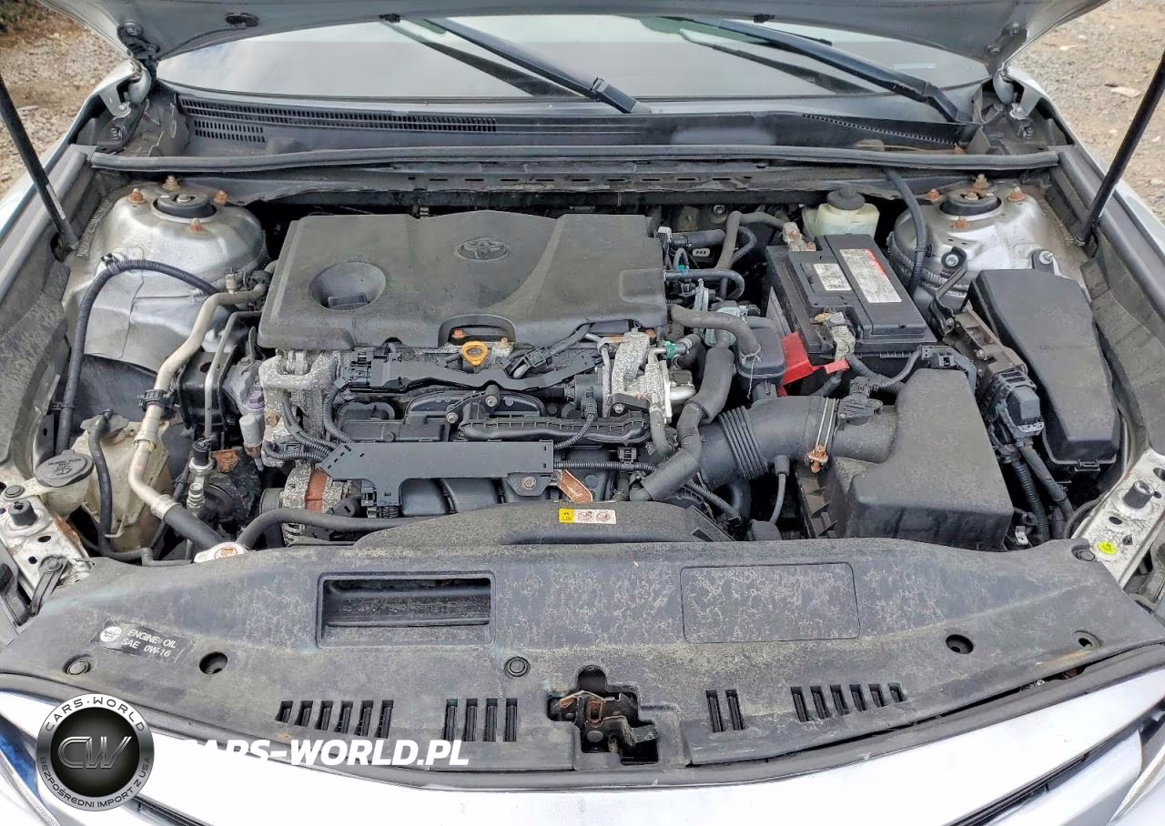 2018 Toyota Camry Le VIN:4T1B11HK2JU127873 - 11