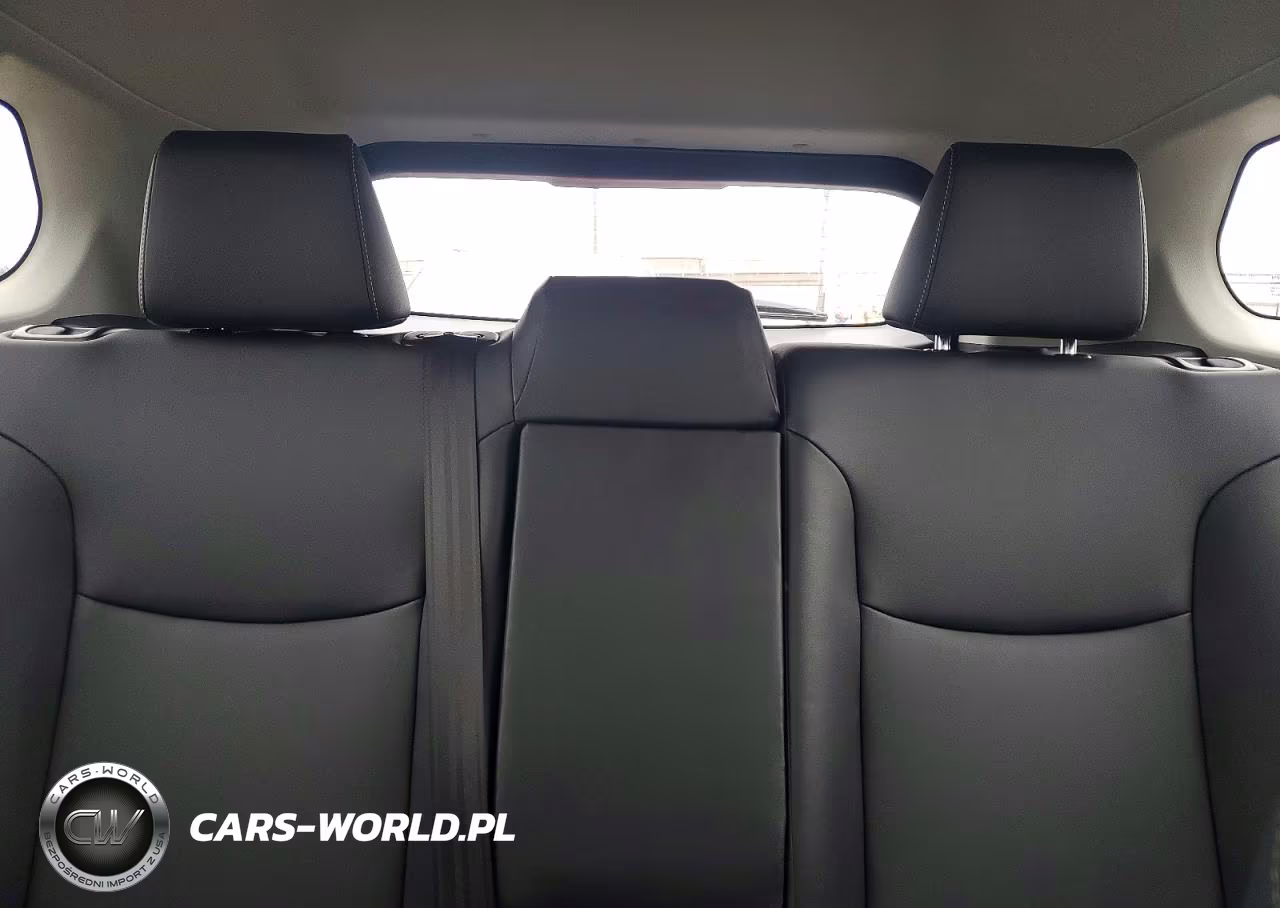2025 Toyota Corolla Cross Xle VIN:7MUDAABG2SV131774 - 10