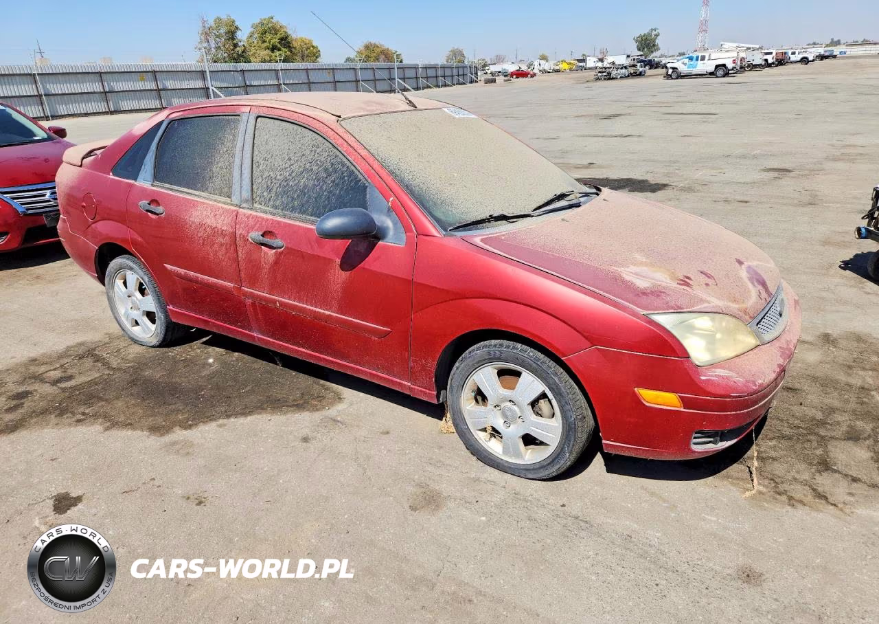 2005 Ford Focus Zx4 VIN:1FAFP34N15W207083 - 4