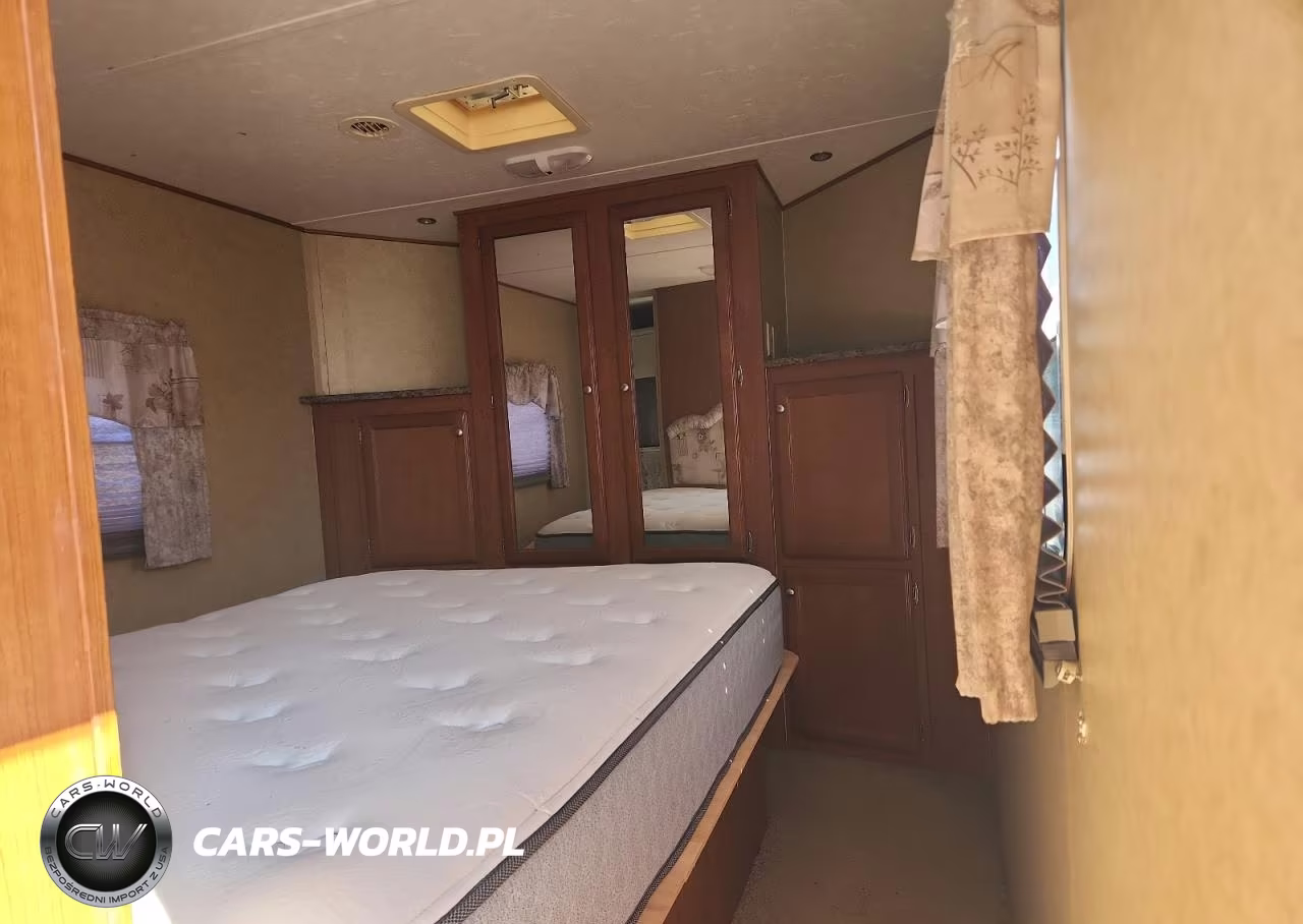 2008 R-Vision Trail Bay Camper VIN:4WYT06S2281407652 - 5