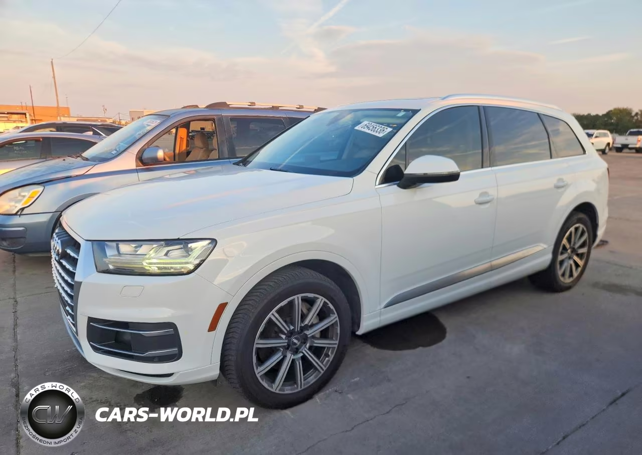 2017 Audi Q7 Premium Plus VIN:WA1LAAF73HD036378 - 1
