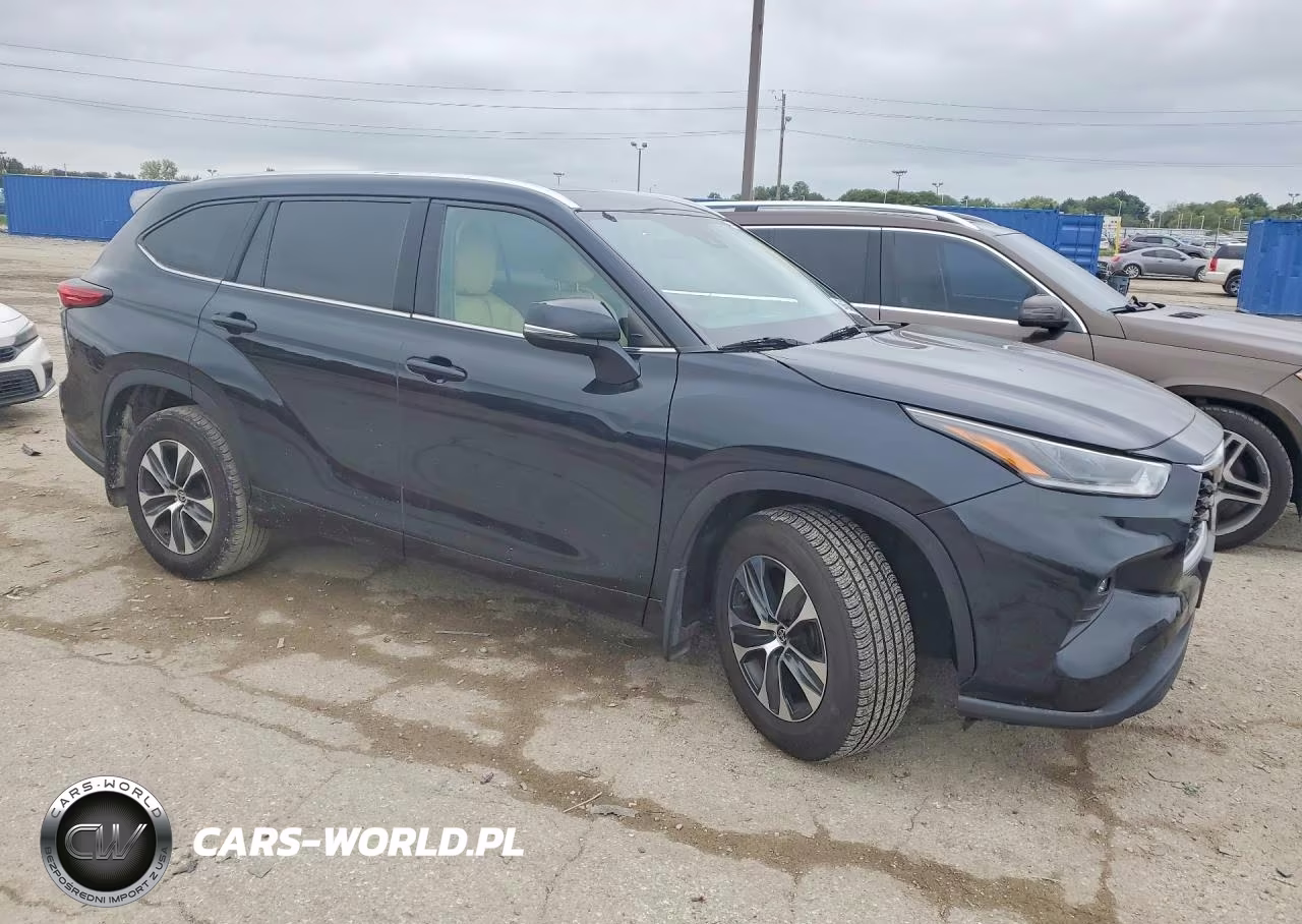 2021 Toyota Highlander Xle VIN:5TDGZRBH3MS543079 - 4