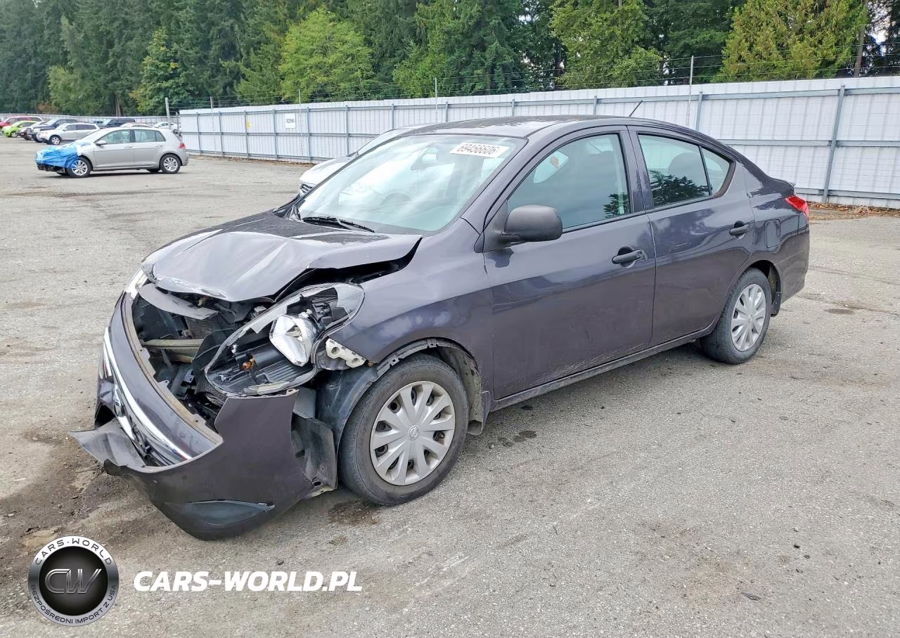 2015 Nissan Versa 1.6 S