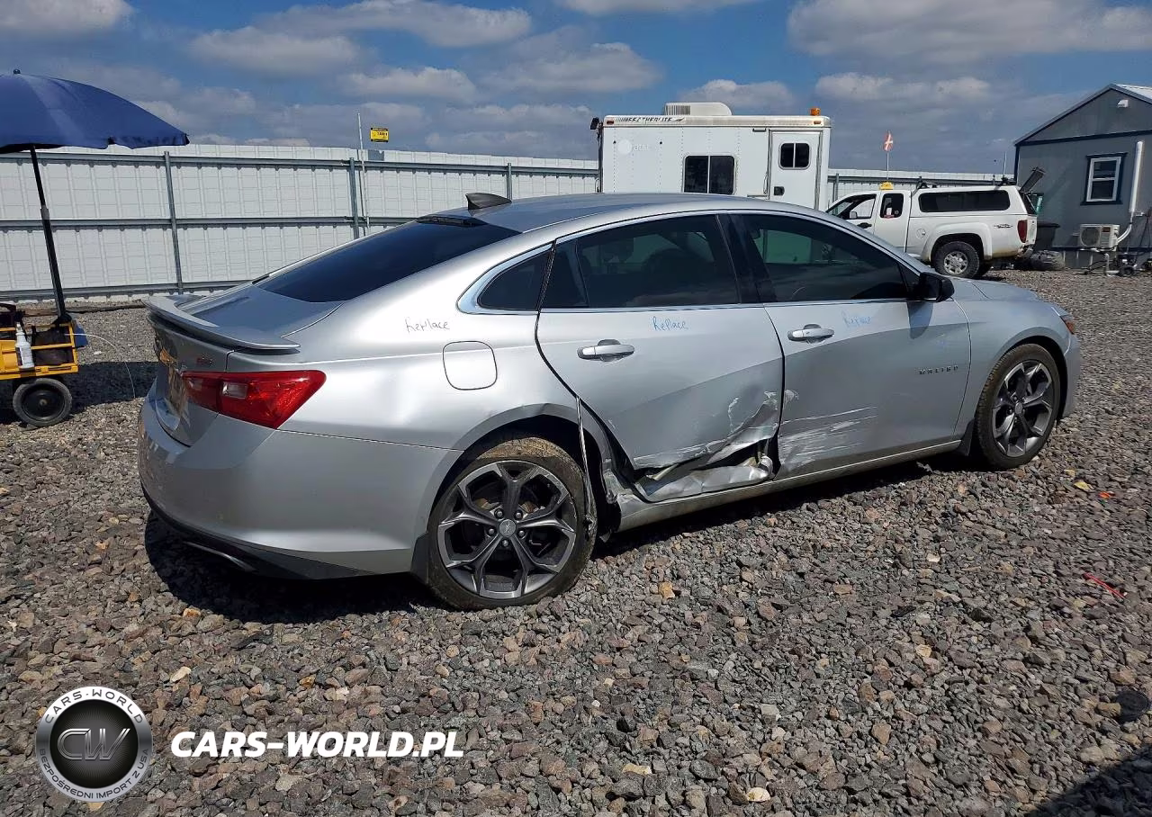 2019 Chevrolet Malibu Rs VIN:1G1ZG5ST5KF227104 - 3