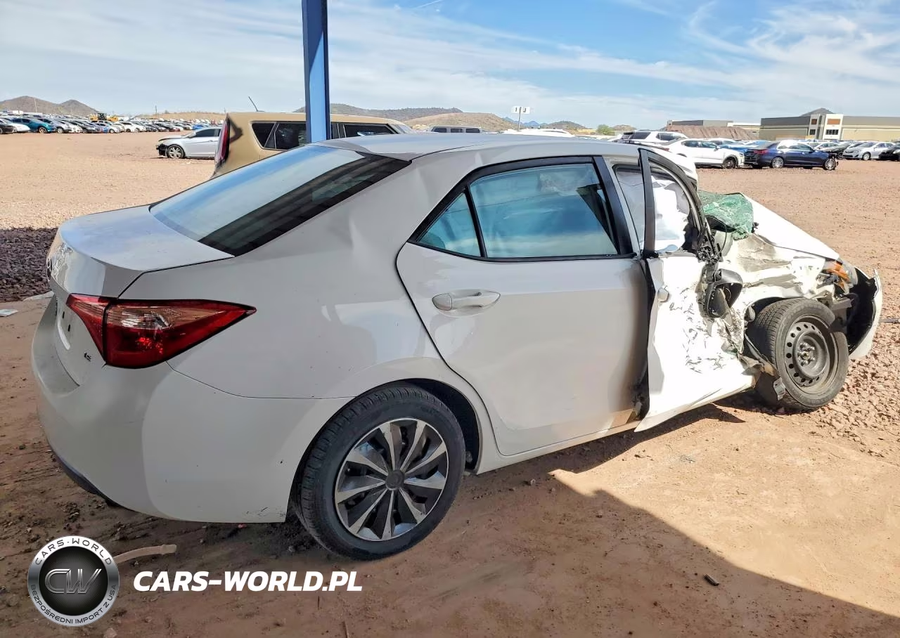 2019 Toyota Corolla Le VIN:2T1BURHE0KC145145 - 3