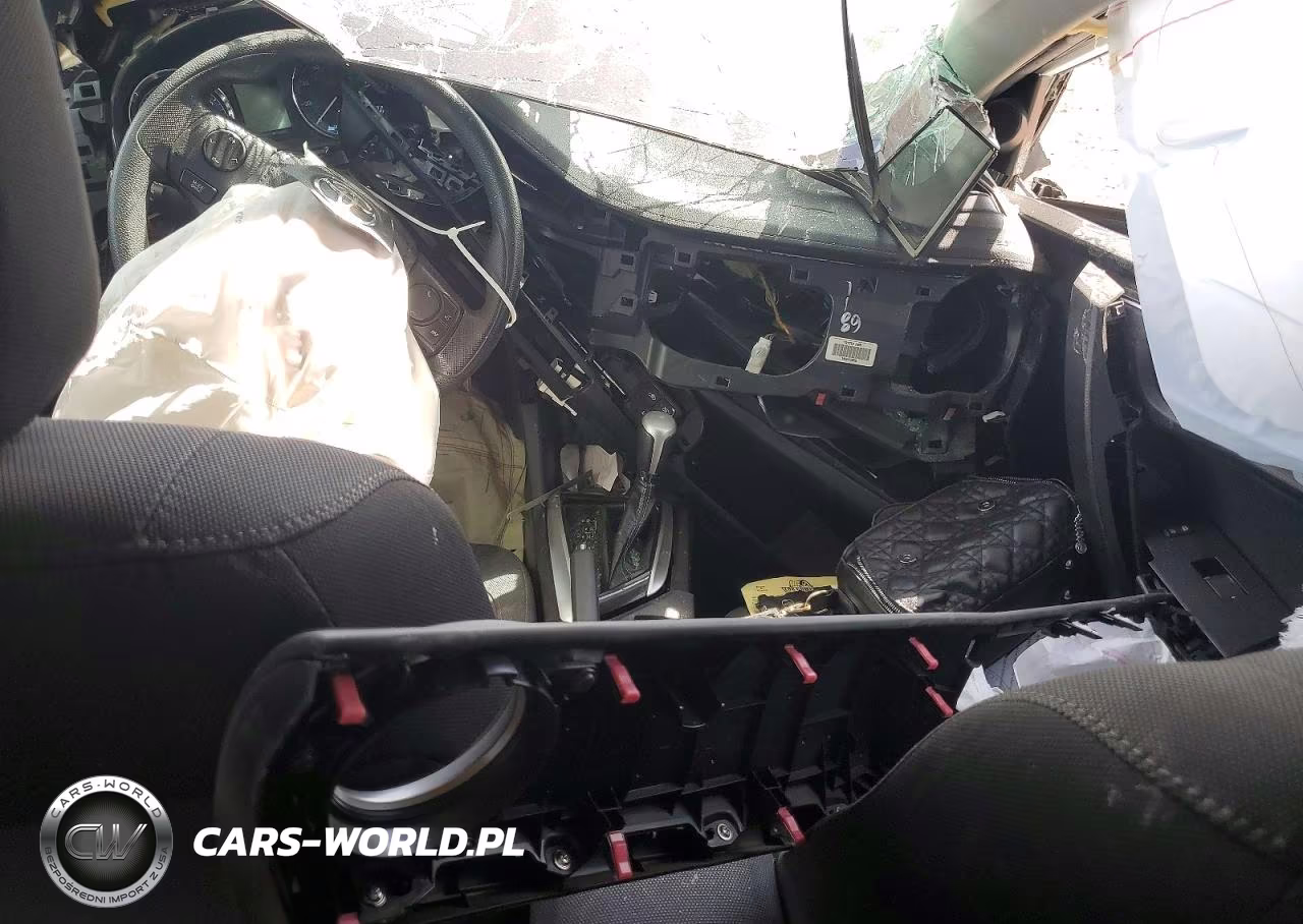 2019 Toyota Corolla Le VIN:2T1BURHE0KC145145 - 8