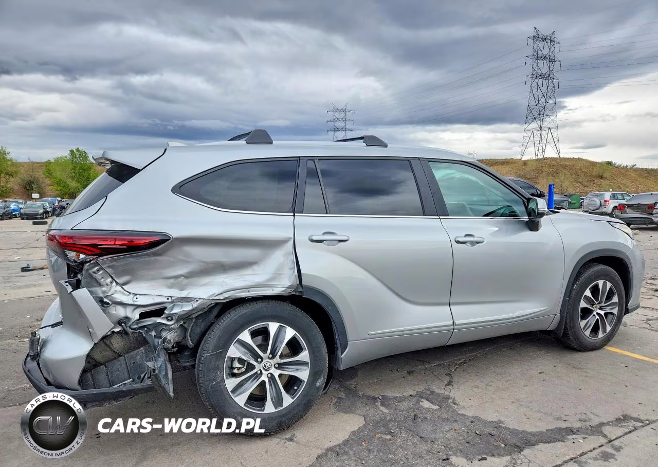 2024 Toyota Highlander Xle VIN:5TDKDRBH8RS529372 - 3