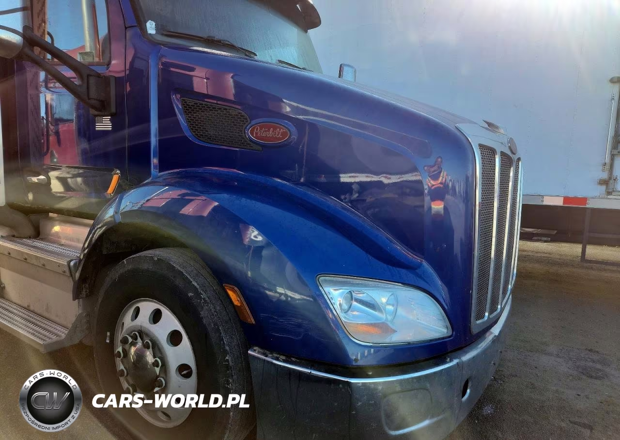 2017 Peterbilt 579 Semi Truck VIN:1XPBDP9X9HD420686 - 14