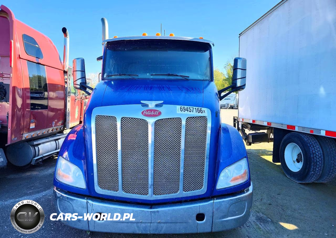 2017 Peterbilt 579 Semi Truck VIN:1XPBDP9X9HD420686 - 5