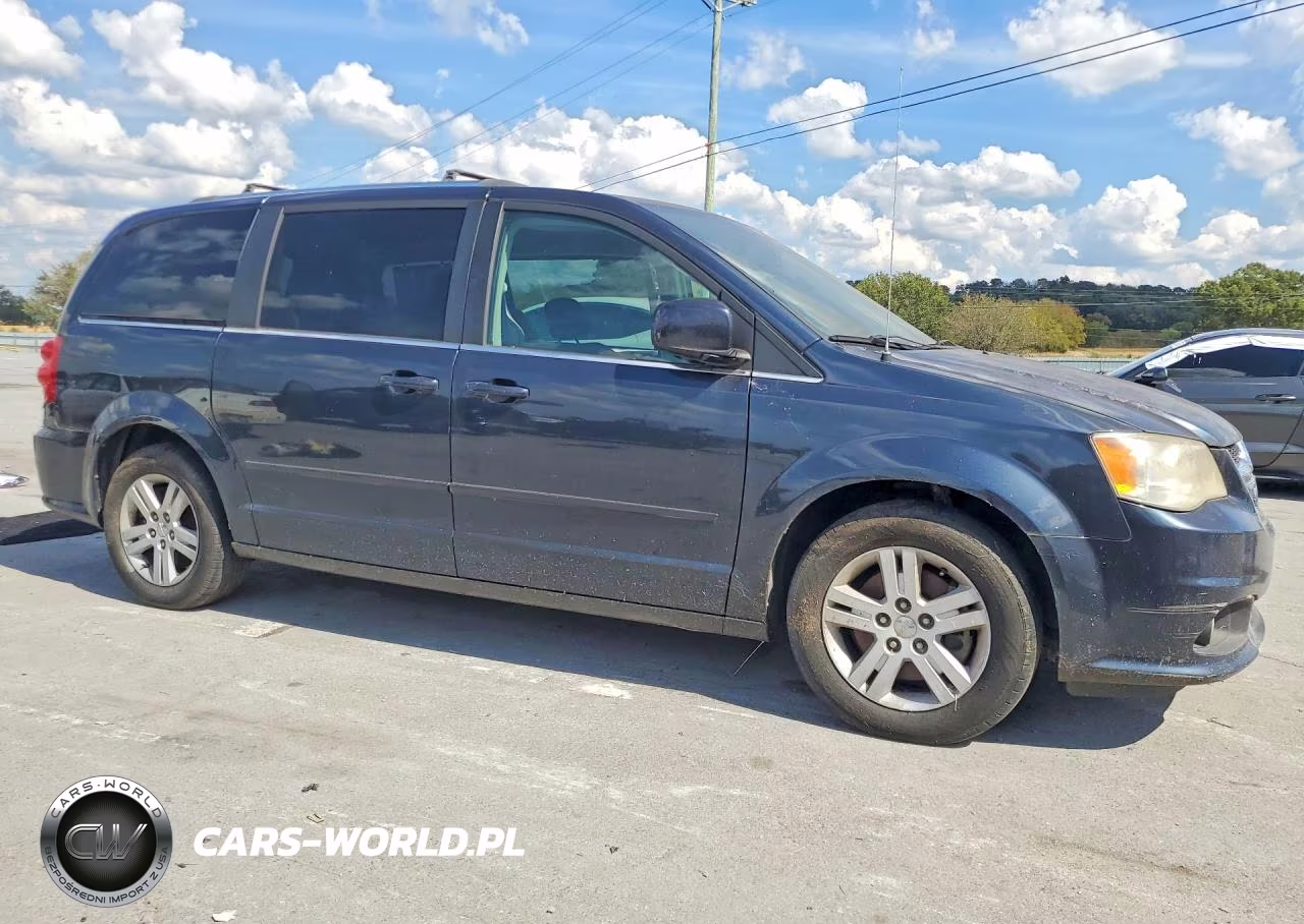 2013 Dodge Grand Caravan Crew VIN:2C4RDGDG4DR799031 - 4