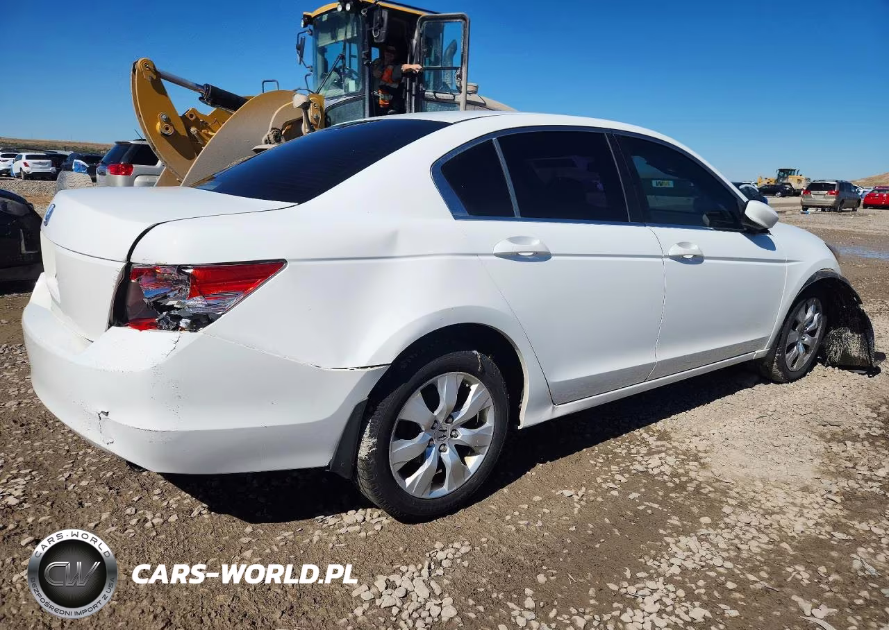 2008 Honda Accord Ex VIN:JHMCP26788C018151 - 3