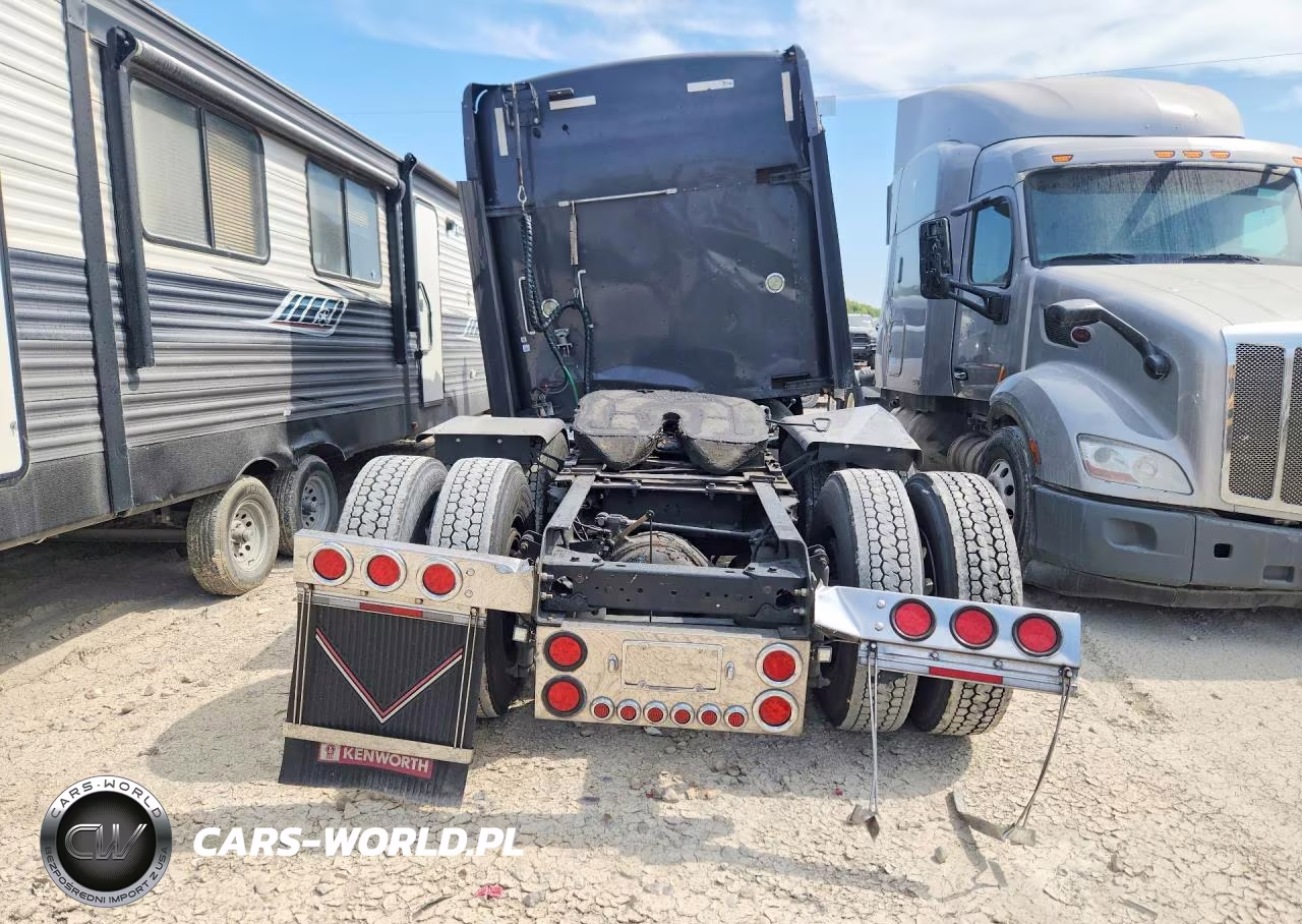 2014 Kenworth T660 Semi Truck VIN:1XKAD49X0EJ320215 - 6