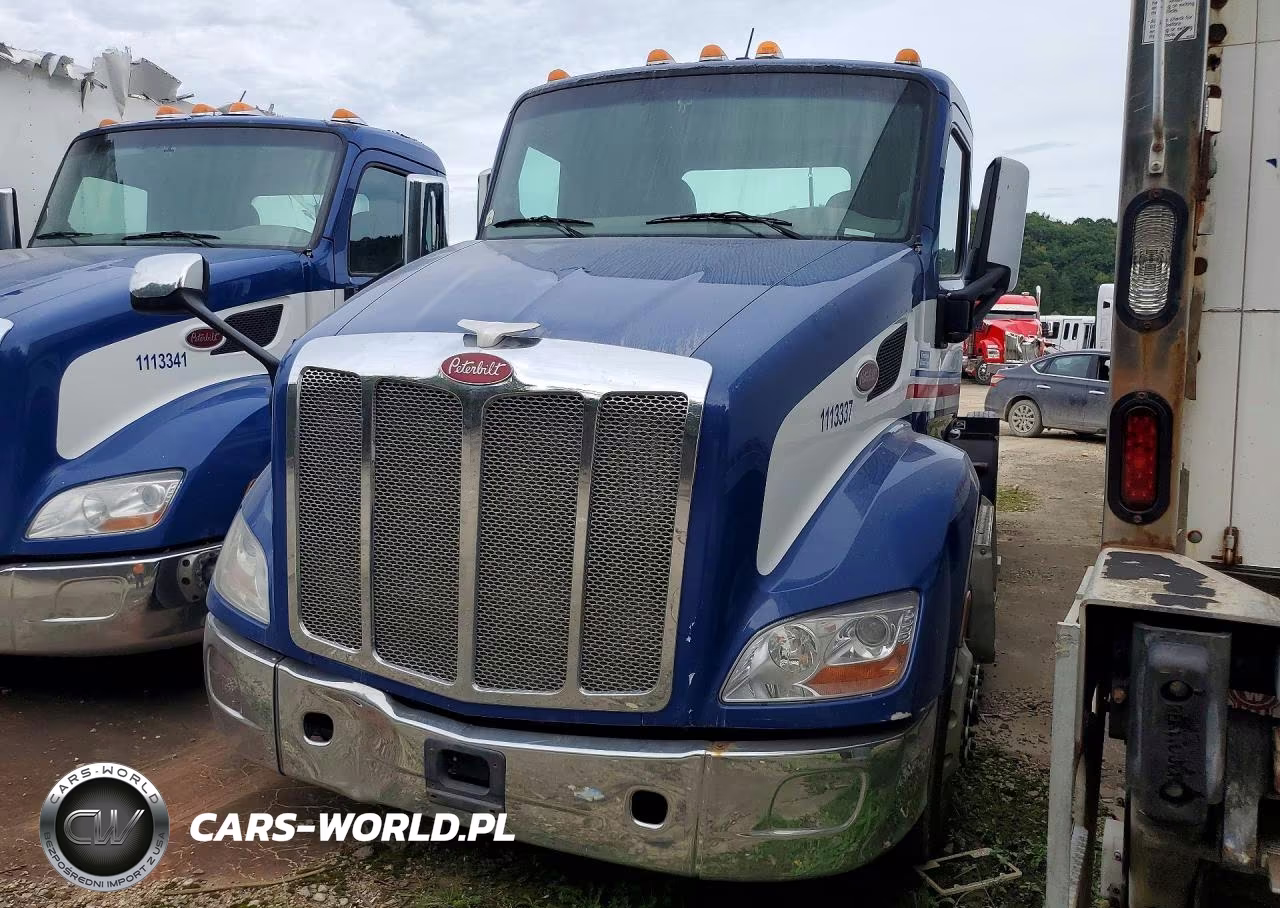 2017 Peterbilt 579 - Semi Truck VIN:1XPBDP9X5HD432138 - 1