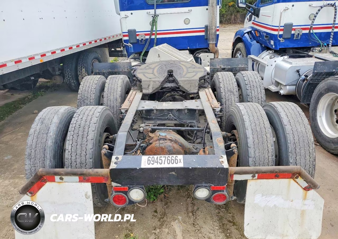 2017 Peterbilt 579 - Semi Truck VIN:1XPBDP9X5HD432138 - 13