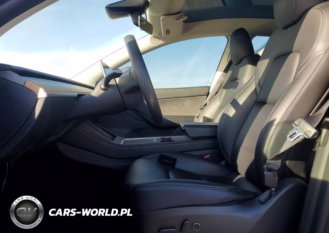 2022 Tesla Model Y Long Range Dual Motor All-Wheel Drive VIN:7SAYGDEE0NA006075 - 7