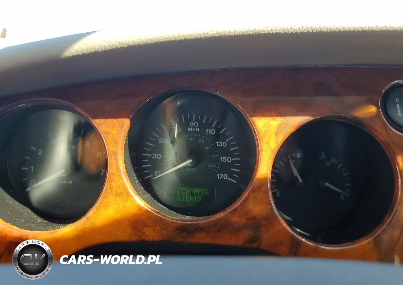 2000 Jaguar Xk8 VIN:SAJJA42C0YNA09249 - 9