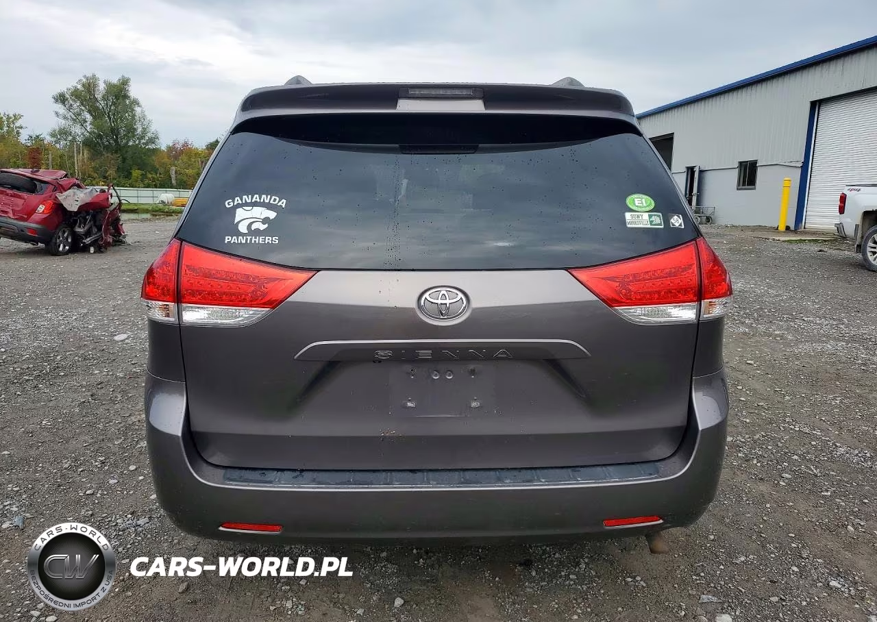 2011 Toyota Sienna Le VIN:5TDKK3DC5BS103794 - 6