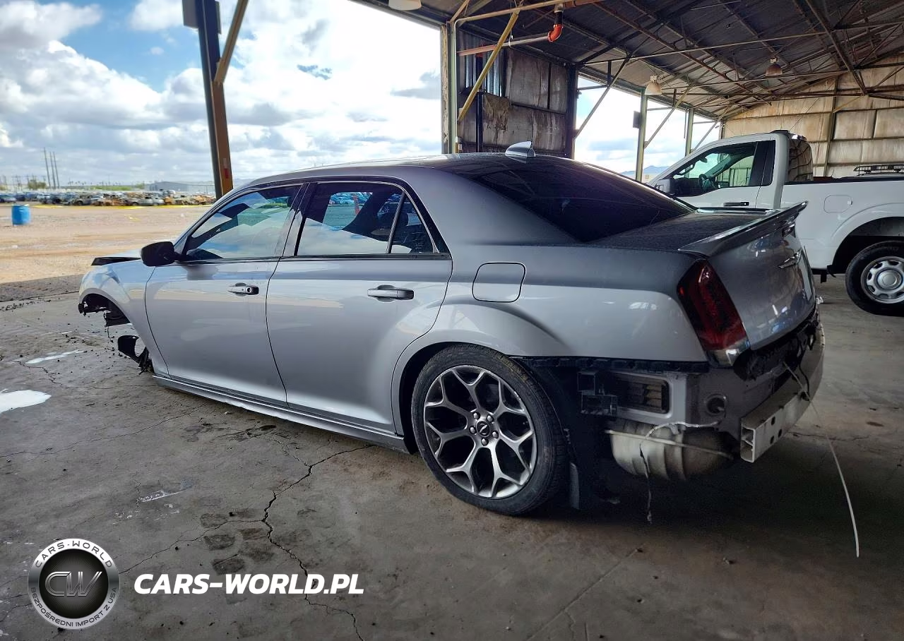 2018 Chrysler 300 S VIN:2C3CCABG2JH223288 - 2