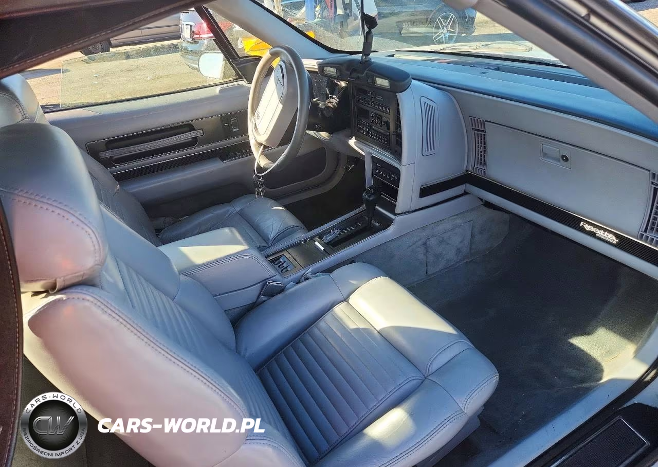 1990 Buick Reatta VIN:1G4EC33C4LB907116 - 10