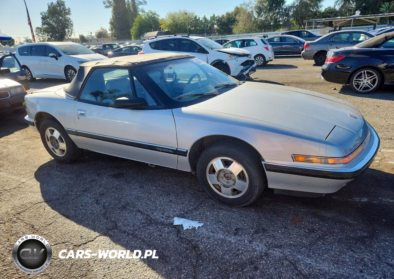 1990 Buick Reatta VIN:1G4EC33C4LB907116 - 4