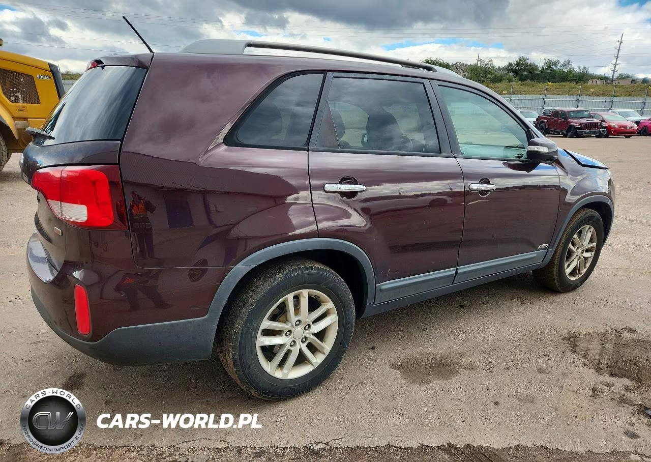 2014 Kia Sorento Lx VIN:5XYKTCA6XEG465200 - 3