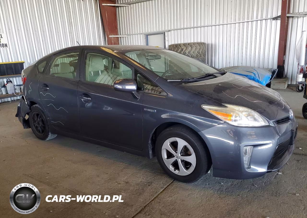 2015 Toyota Prius Three VIN:JTDKN3DU0F1874831 - 4