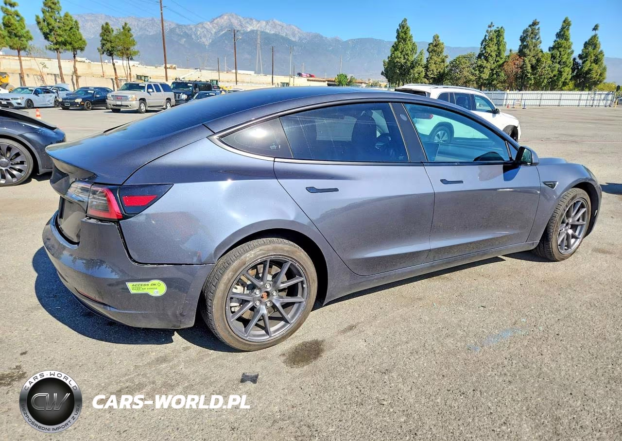 2023 Tesla Model 3 VIN:5YJ3E1EA3PF418344 - 3