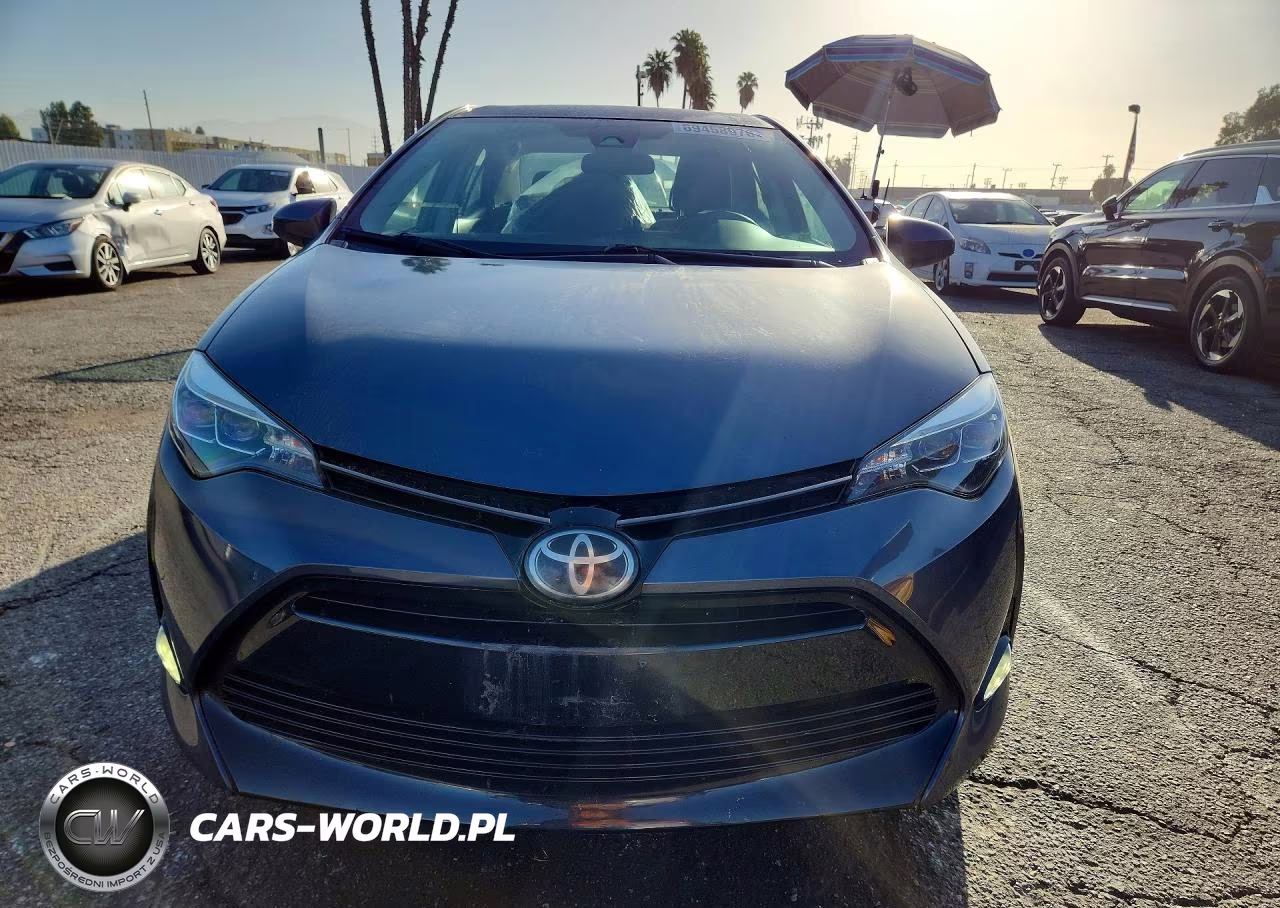2018 Toyota Corolla Xle VIN:5YFBURHE3JP832070 - 5