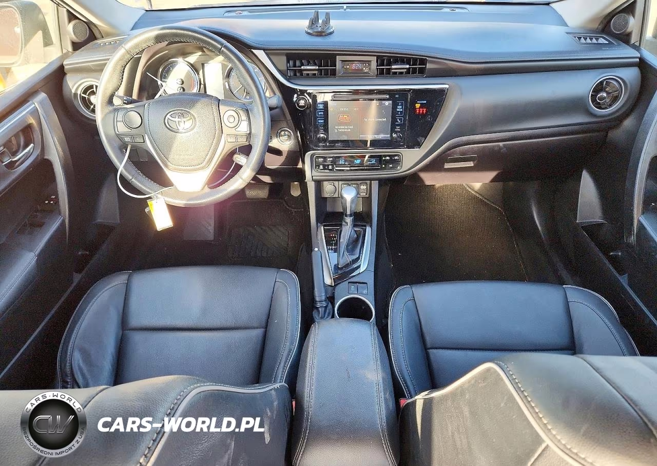2018 Toyota Corolla Xle VIN:5YFBURHE3JP832070 - 8