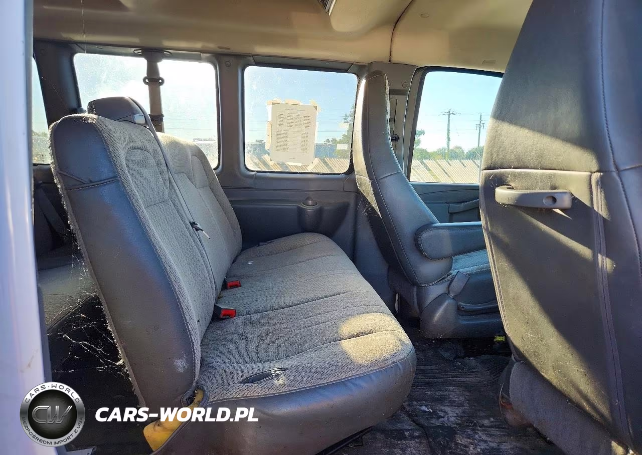 2016 Chevrolet Express G3500 Lt VIN:1GAZGPFF5G1323156 - 11