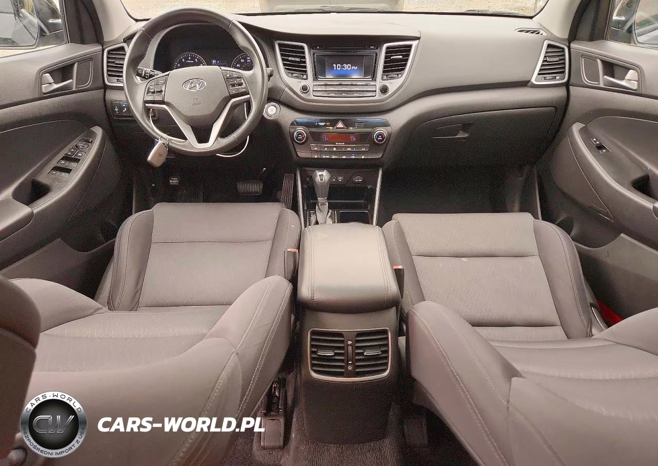 2017 Hyundai Tucson Value VIN:KM8J3CA23HU569695 - 8