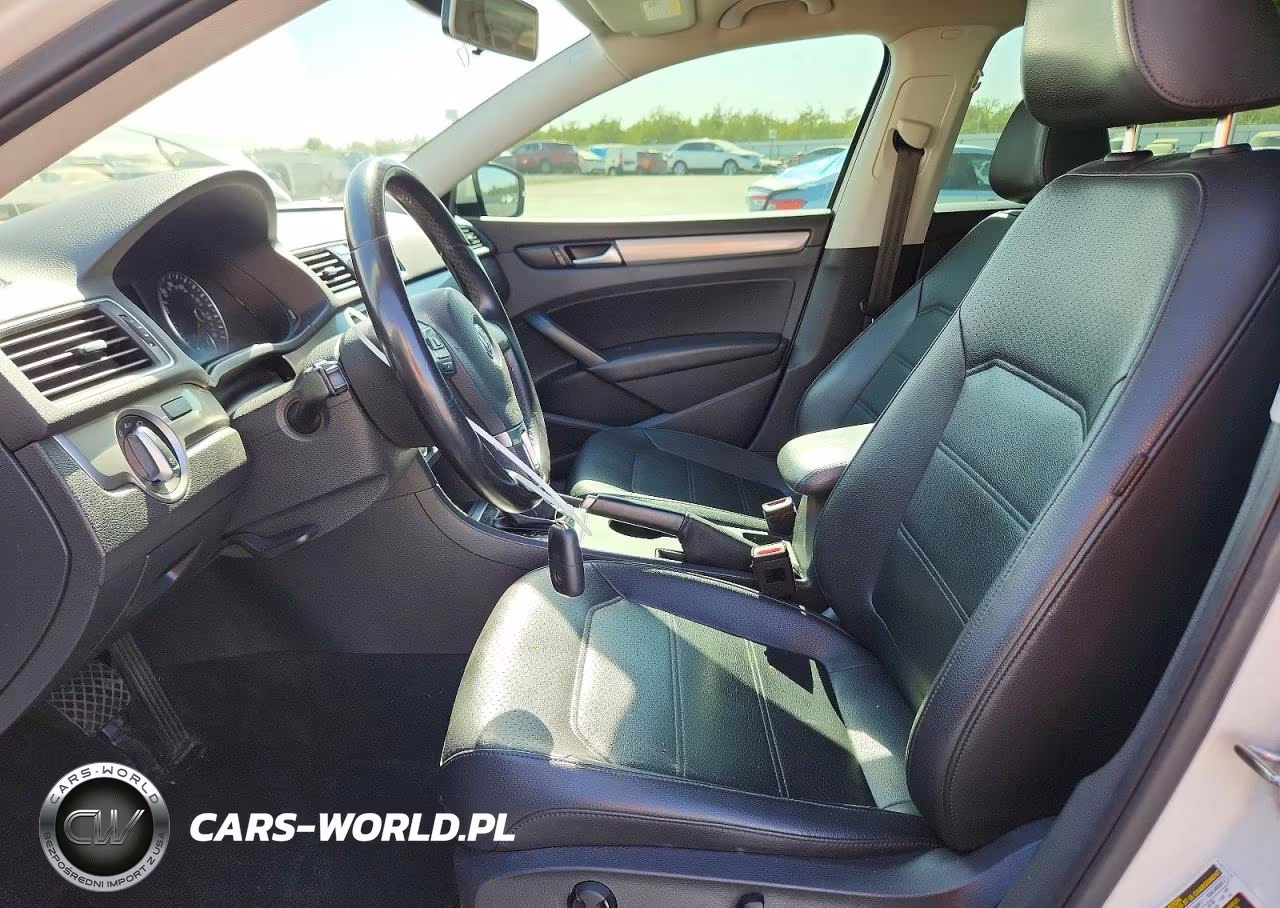 2015 Volkswagen Passat S VIN:1VWAT7A38FC100252 - 7