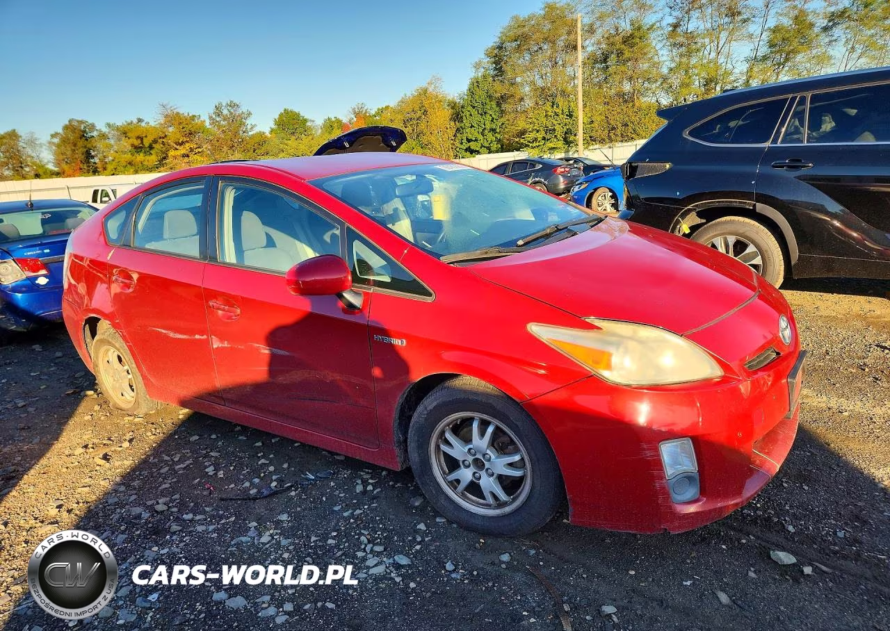 2011 Toyota Prius Two VIN:JTDKN3DU2B0253879 - 4