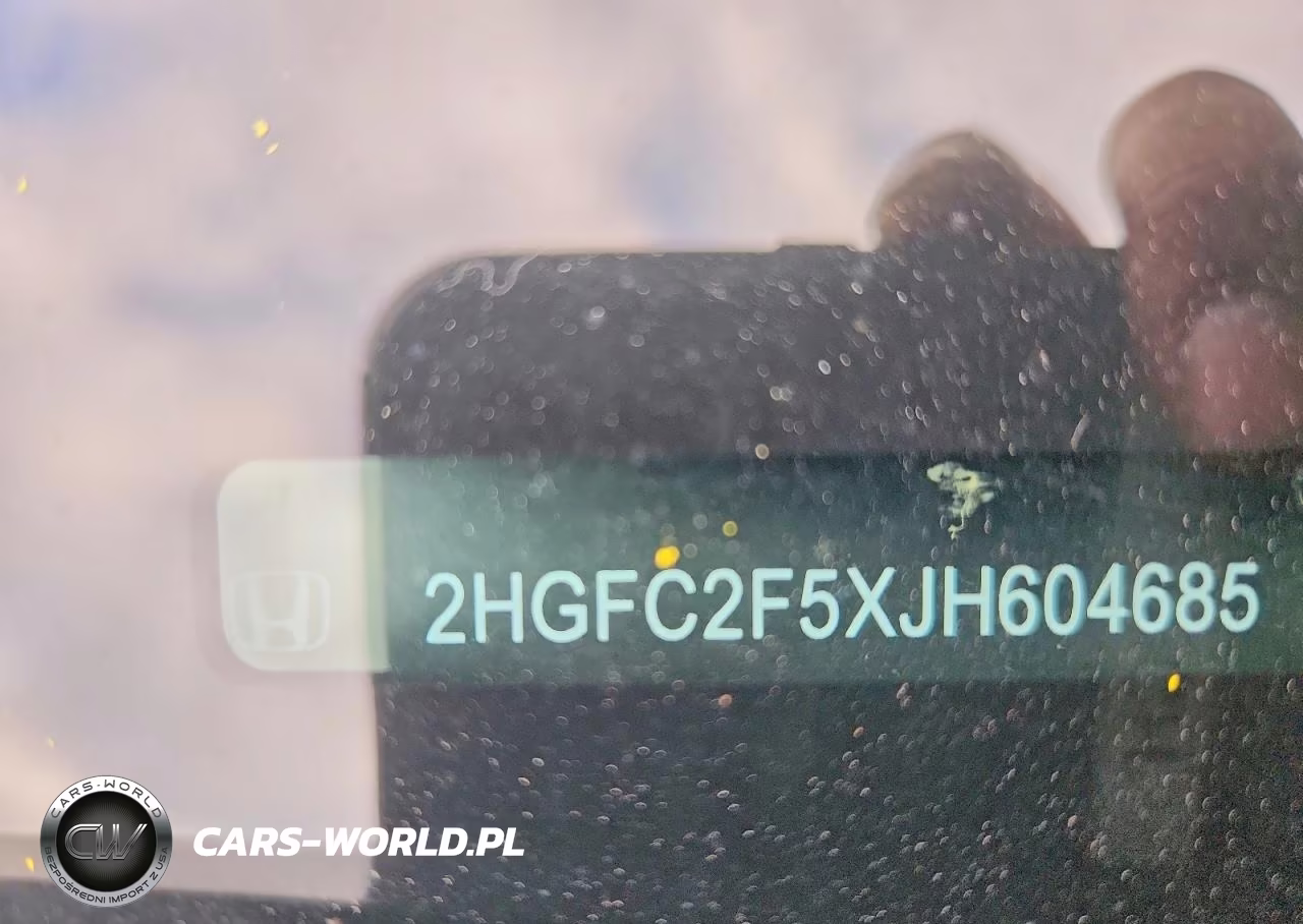 2018 Honda Civic Lx VIN:2HGFC2F5XJH604685 - 12