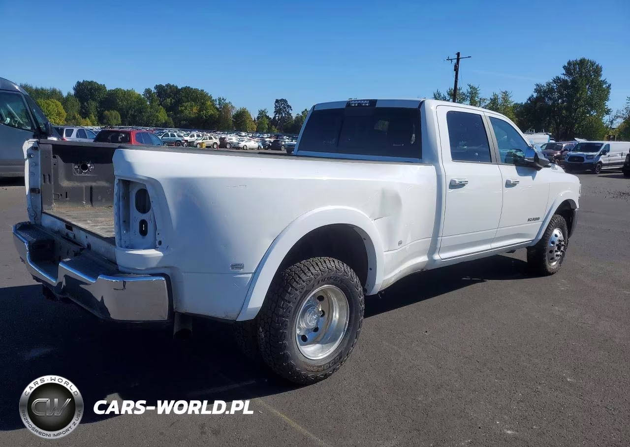2019 Ram 3500 Laramie VIN:3C63RRJL4KG542837 - 3