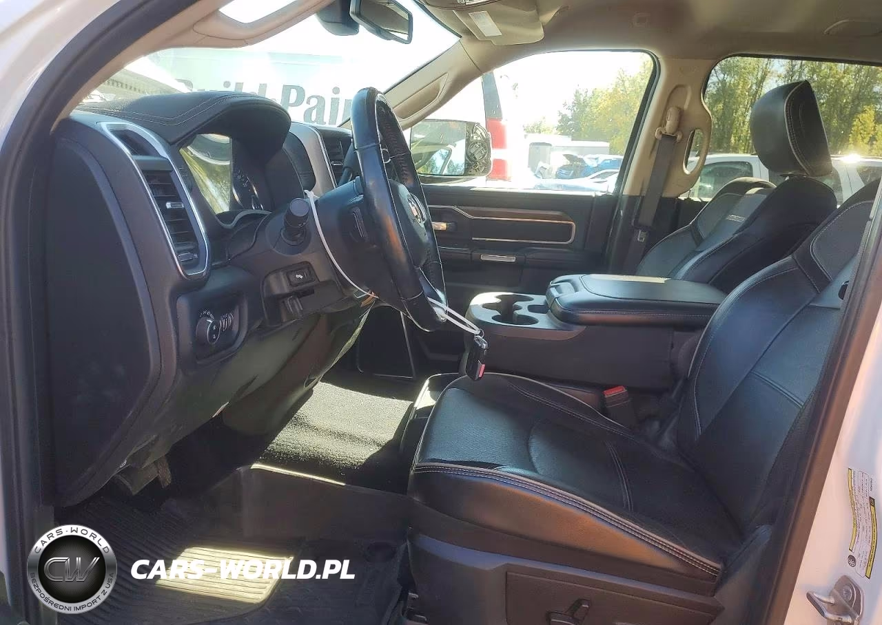 2019 Ram 3500 Laramie VIN:3C63RRJL4KG542837 - 7
