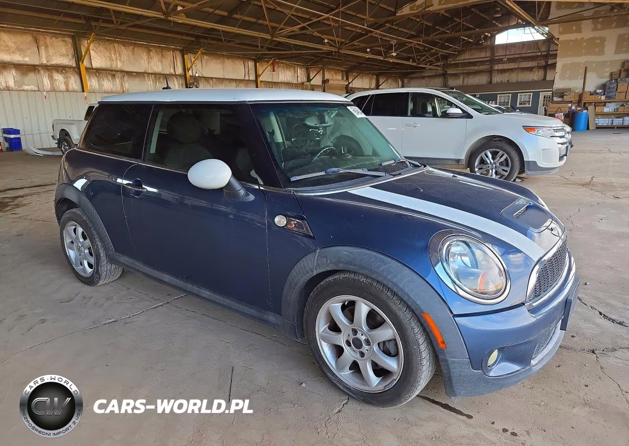 2010 Mini Cooper S VIN:WMWMF7C59ATZ72838 - 4