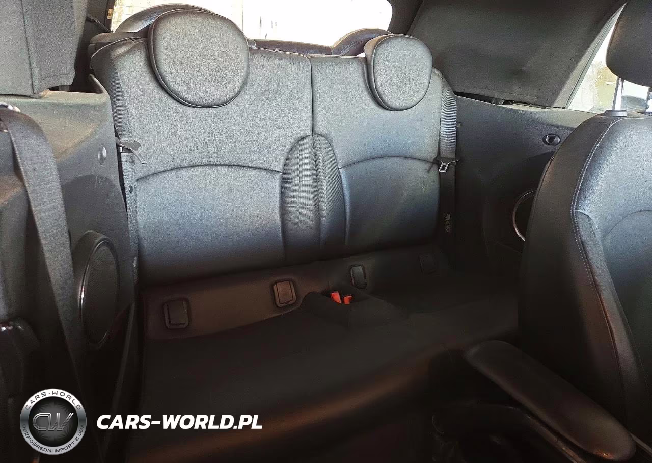 2011 Mini Cooper S VIN:WMWZP3C5XBTX82530 - 10