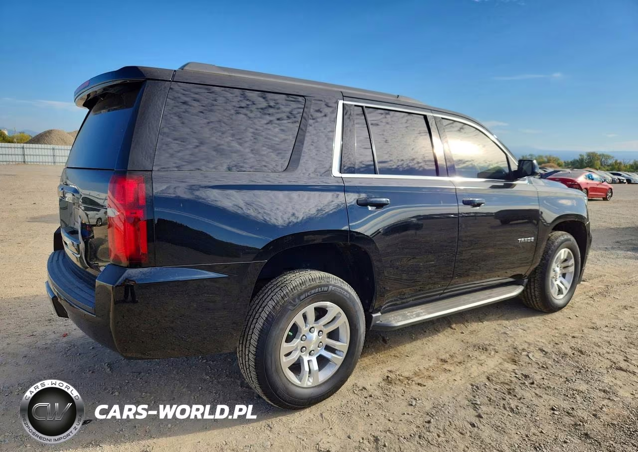 2017 Chevrolet Tahoe C1500 Ls VIN:1GNSCAKC1HR278126 - 3