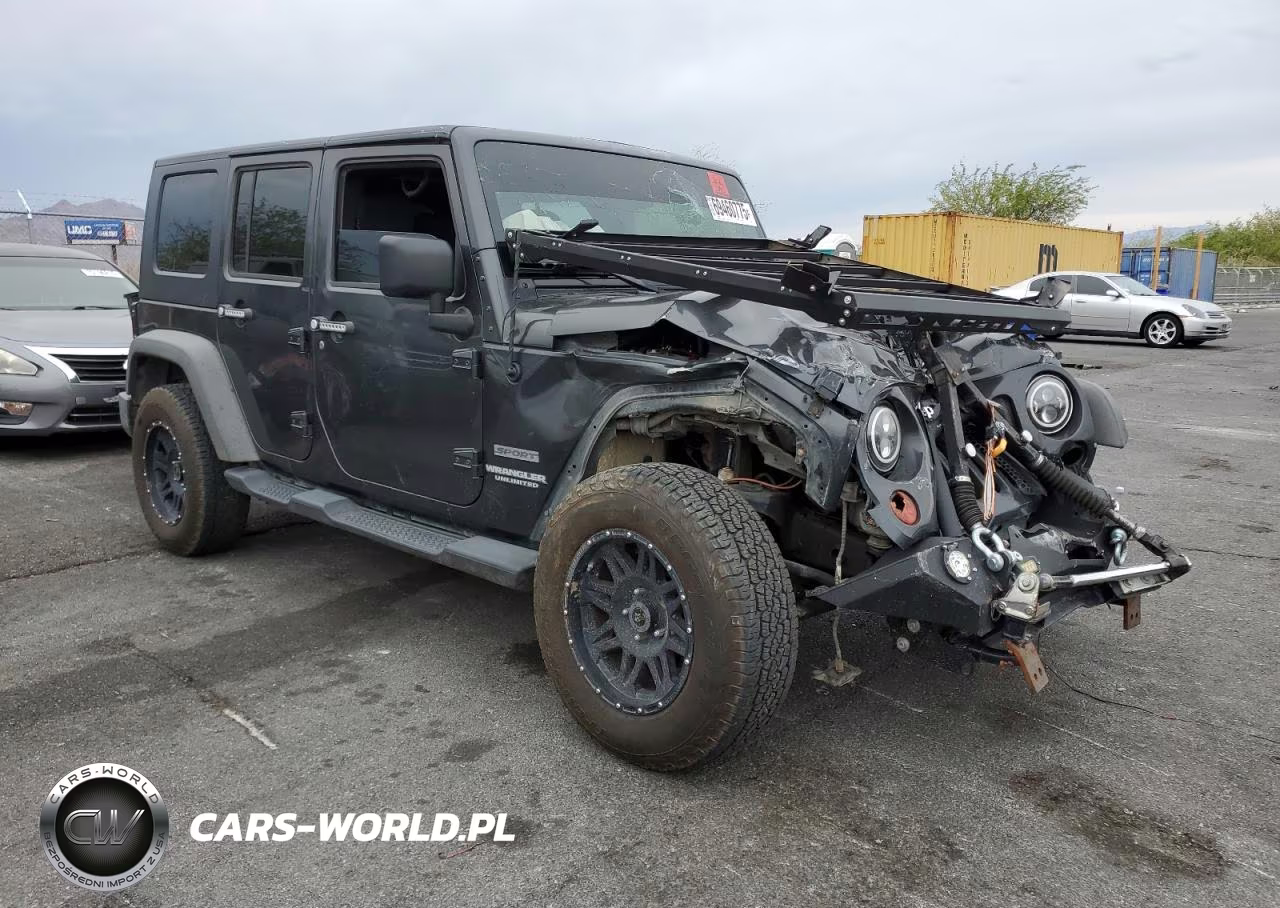 2010 Jeep Wrangler Unlimited Sport VIN:1J4BA3H14AL151003 - 4