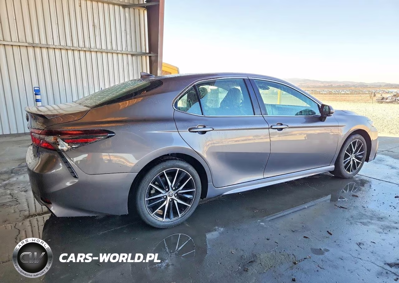 2024 Toyota Camry Se VIN:4T1G11AK3RU910244 - 3